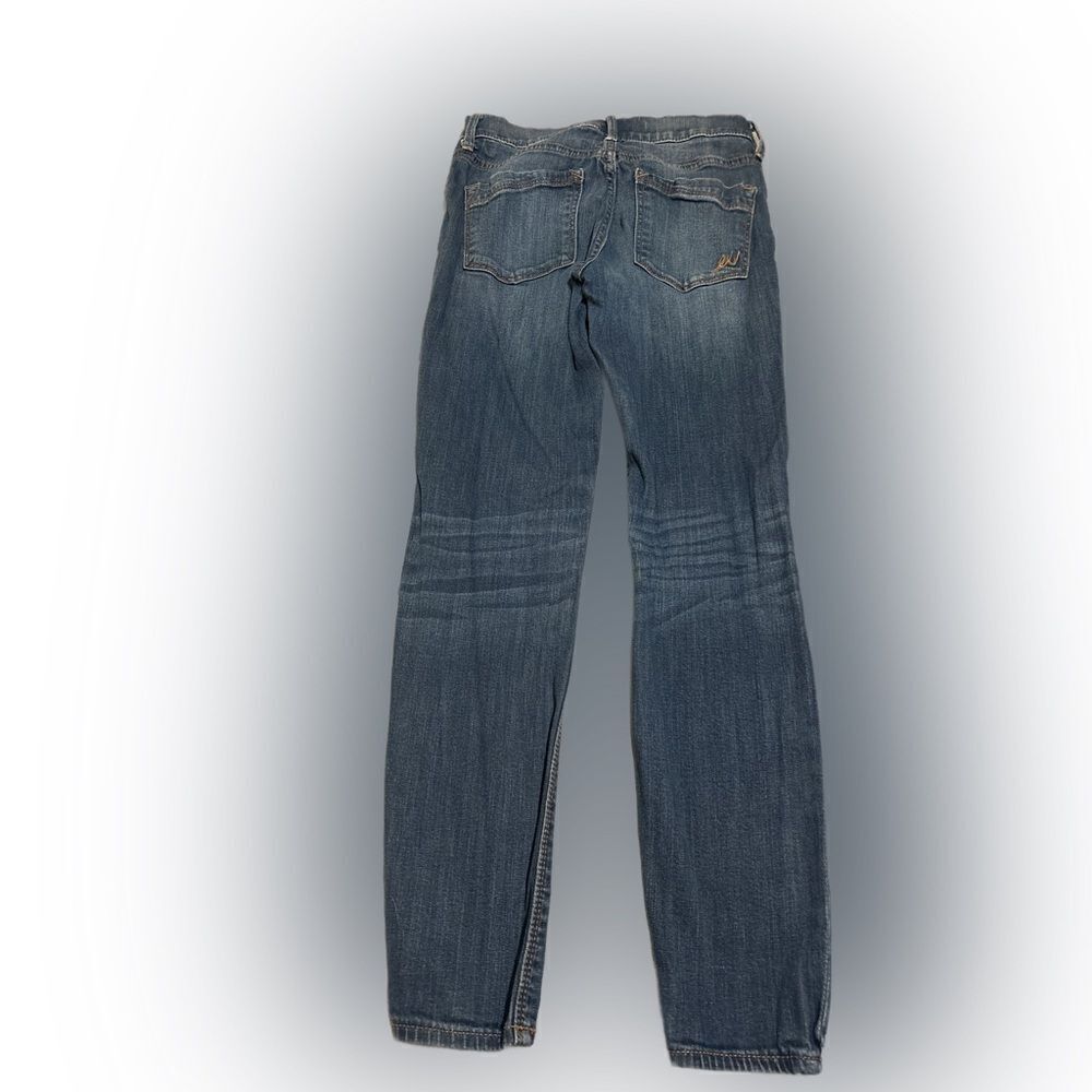 Express Mid Rise Cropped Destructed Denim - Picture 2 of 8